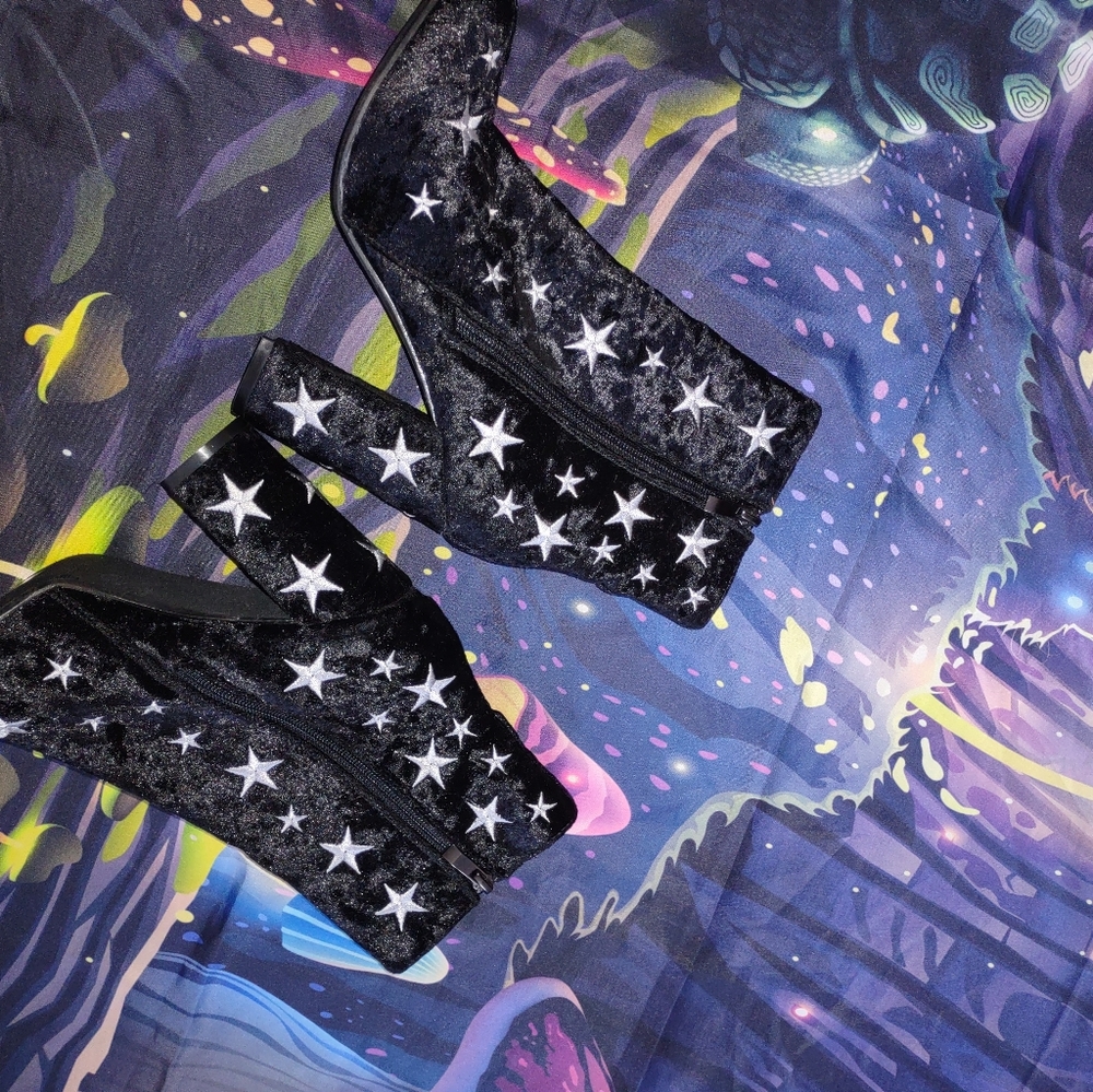 Stars Boots - Picture 6 of 13